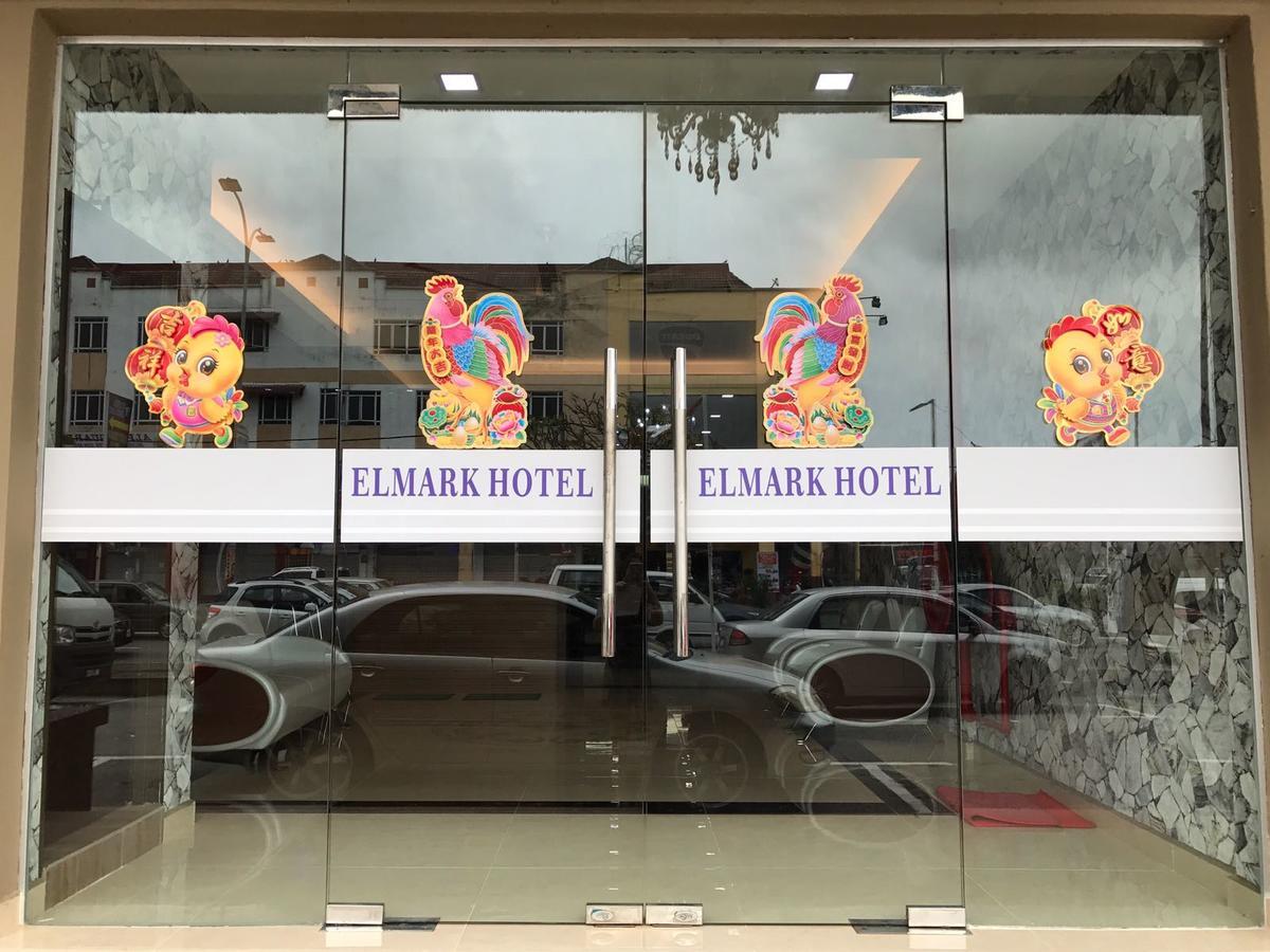 Elmark Hotel Куантан Екстериор снимка